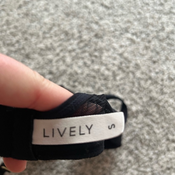 Lively Black Bralette - Picture 4 of 5